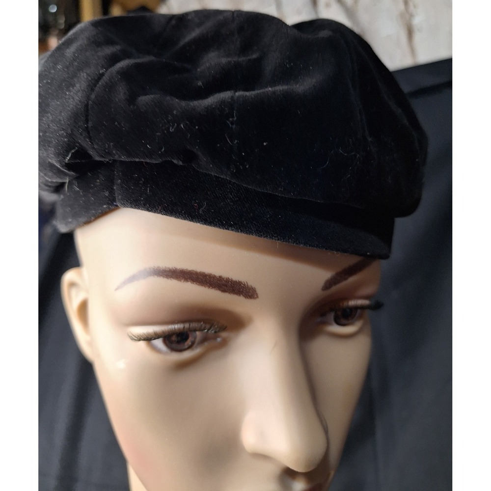 Vintage Black Velvet Beret Hat Union‎ Made United Hatters Millinery Size 21 - Picture 2 of 8